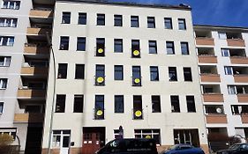 Happy Go Lucky Hotel + Hostel Schoeneberg